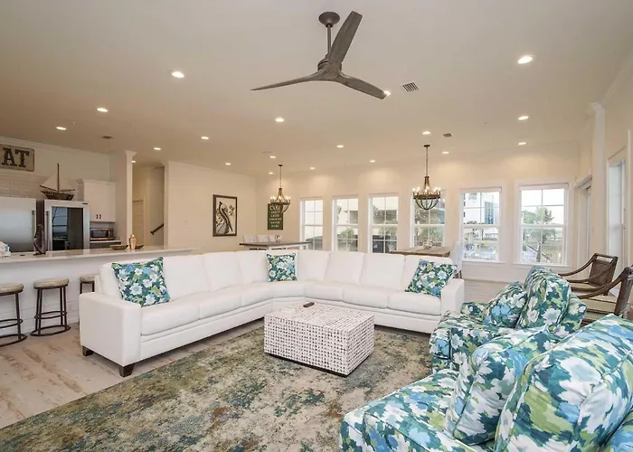 Holiday home Breezyville Southeast 7br Lockout Gulf Shores