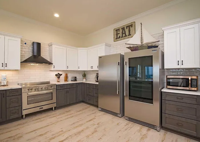 Holiday home Breezyville Southeast 7br Lockout Gulf Shores