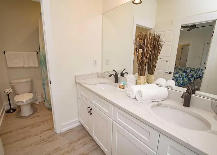 Breezyville Southeast 7br Lockout * Gulf Shores